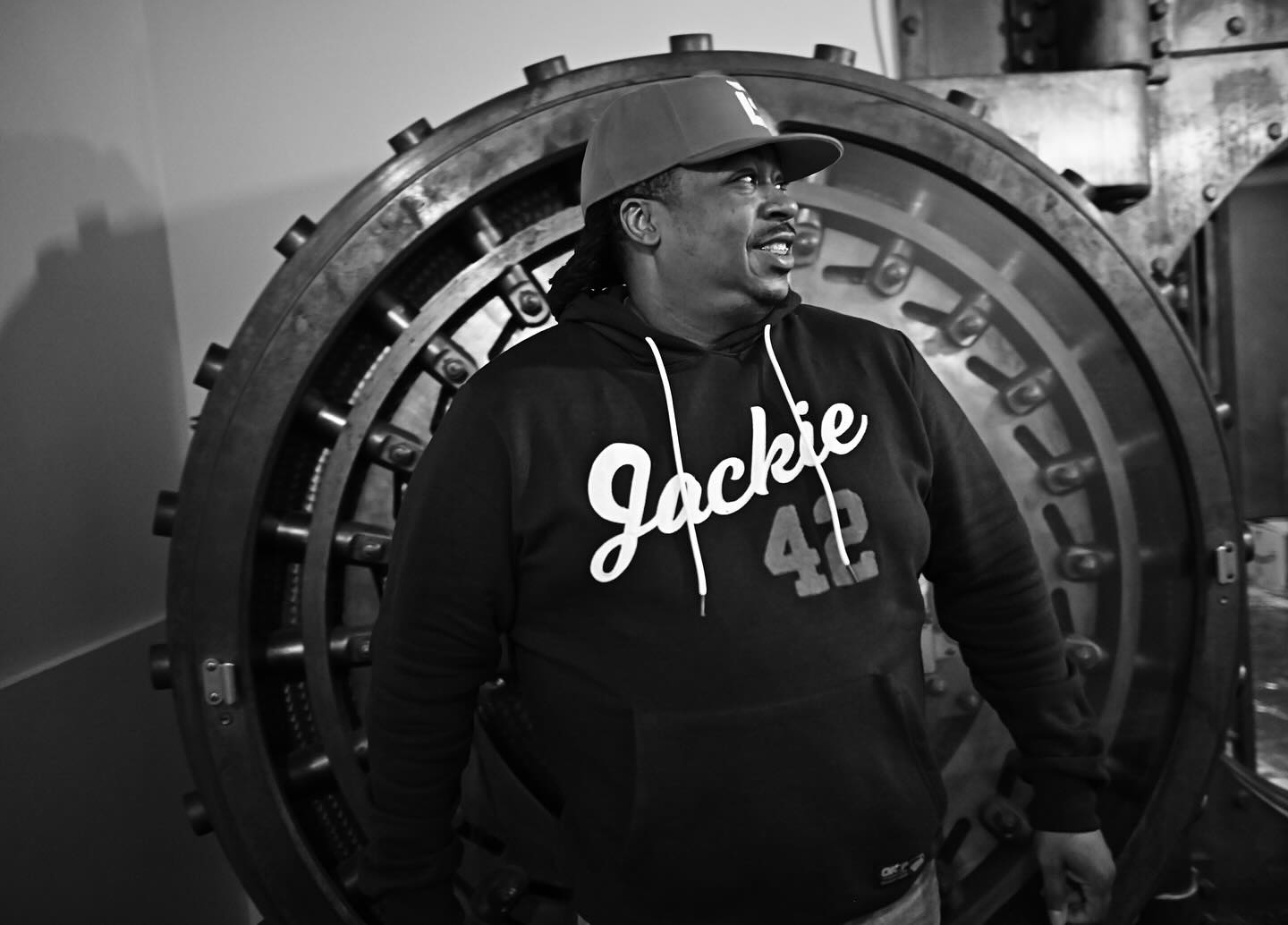 DJ Lonnie B